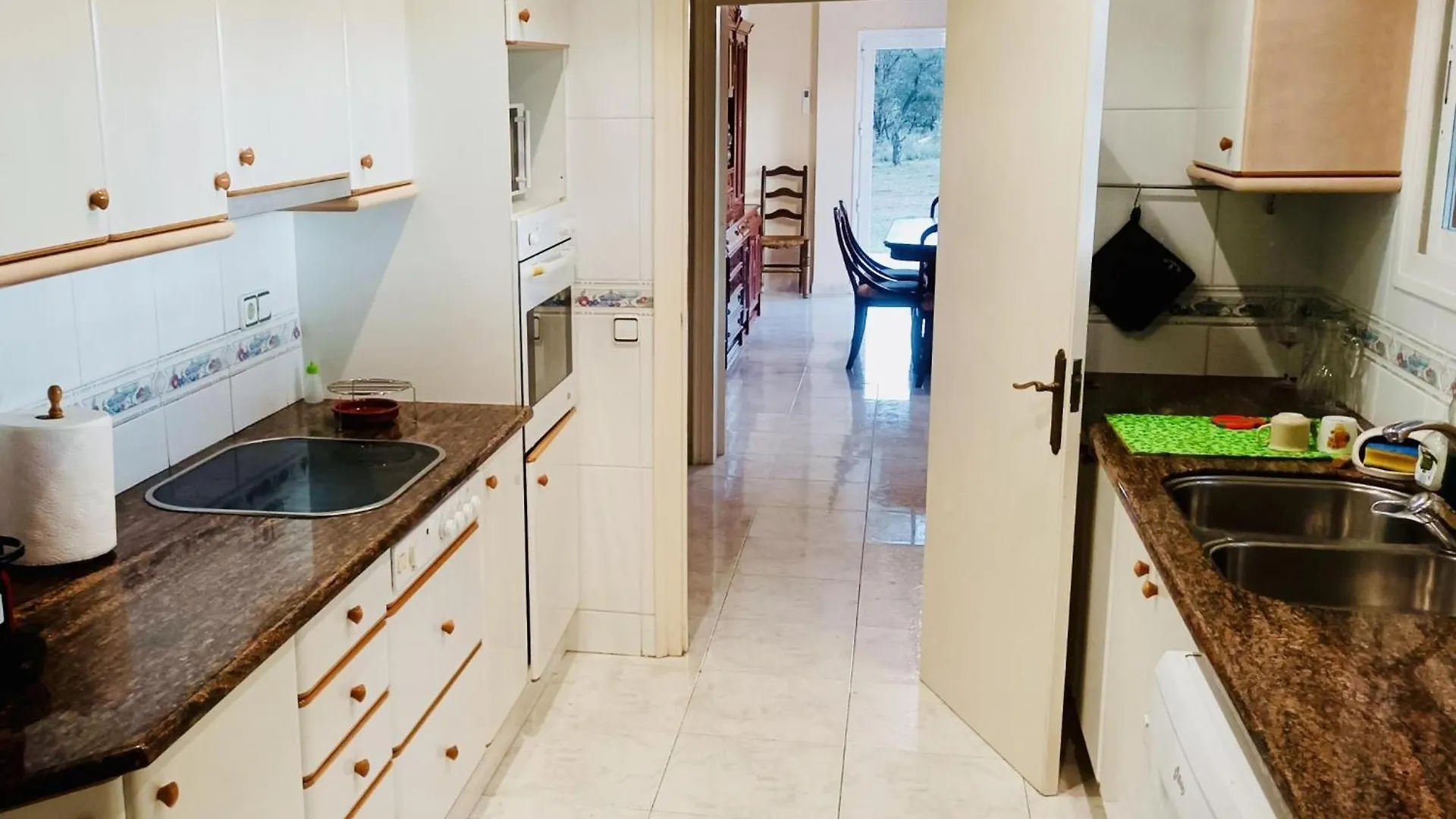 Pins Costabravasi Llagostera
